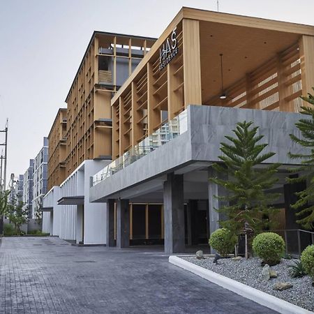 Has Pattaya Hotel Exterior photo